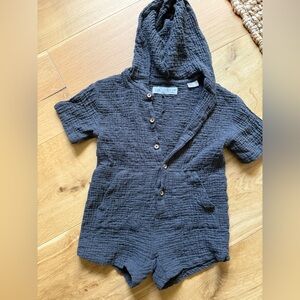 Zara Toddler Textured Hooded Button-Up Romper - Dark Gray